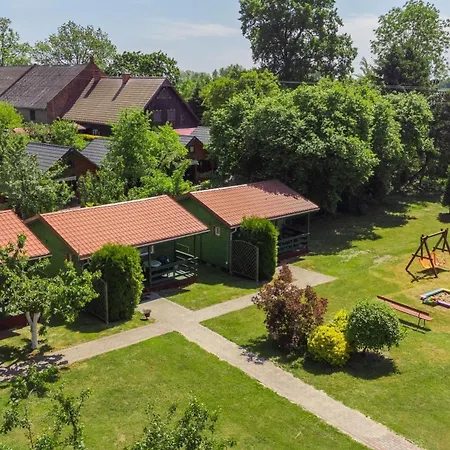 בית נופש 7 Osobowy Pietrowy סטגנה